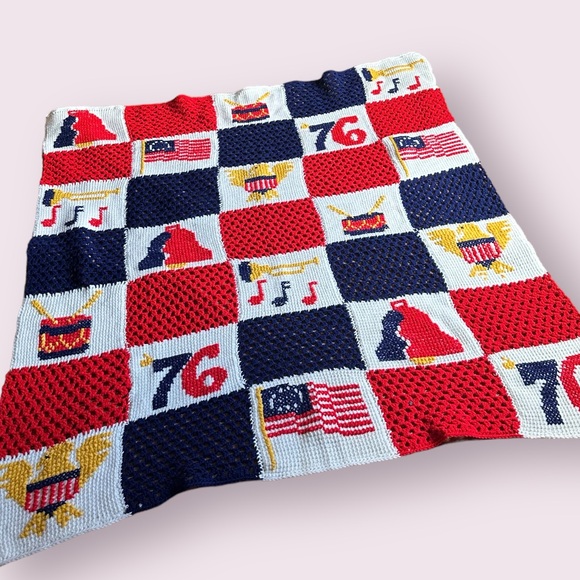 Vintage 1976 Bicentennial Handmade Crochet Afghan Throw Blanket Home Decor - Picture 2 of 15